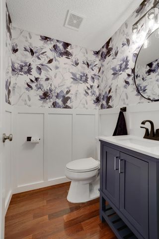 2105 Pembina Lane, Shakopee, MN 55379