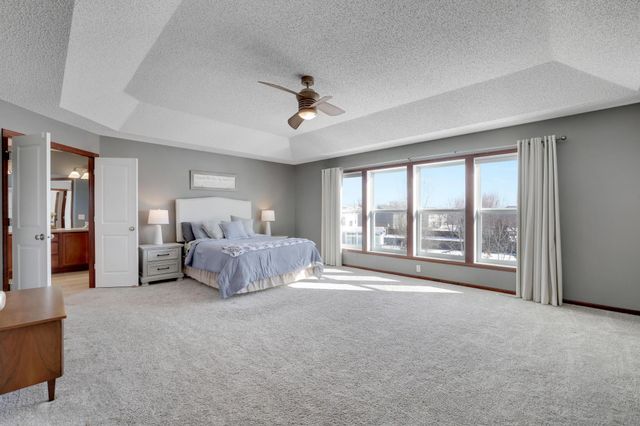 2105 Pembina Lane, Shakopee, MN 55379