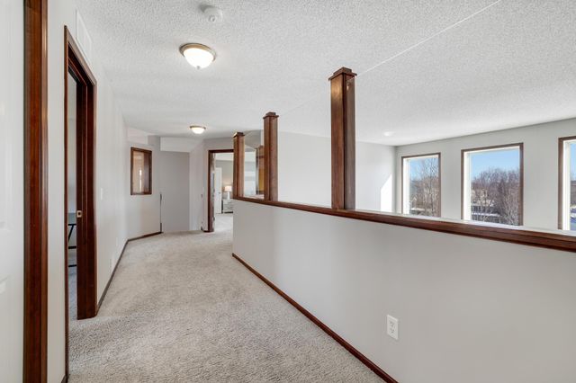 2105 Pembina Lane, Shakopee, MN 55379