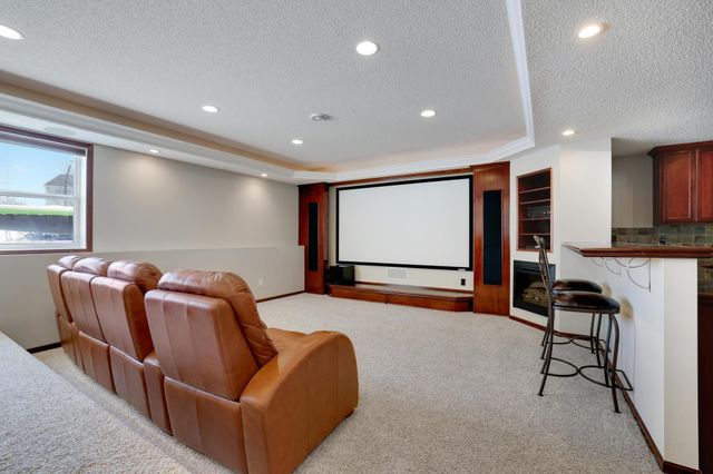 2105 Pembina Lane, Shakopee, MN 55379