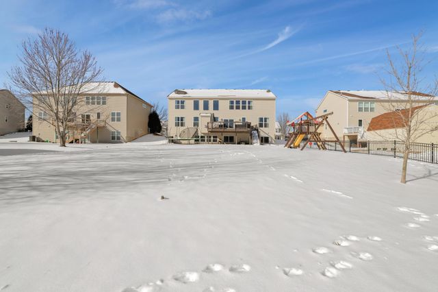 2105 Pembina Lane, Shakopee, MN 55379