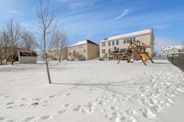 2105 Pembina Lane, Shakopee, MN 55379