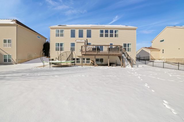 2105 Pembina Lane, Shakopee, MN 55379