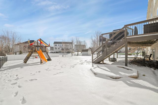 2105 Pembina Lane, Shakopee, MN 55379