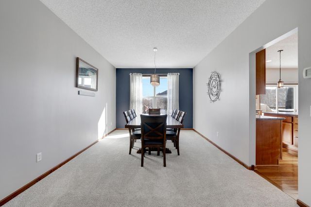 2105 Pembina Lane, Shakopee, MN 55379