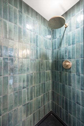 117 E 7th St # 411-D, Chattanooga, TN 37402