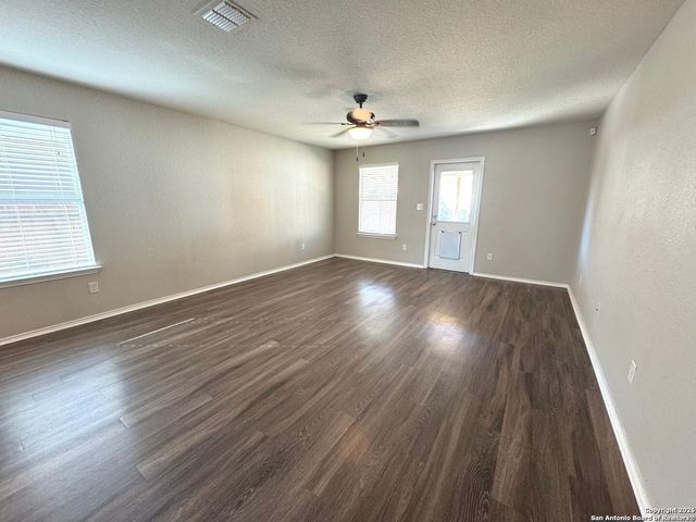 7699 Paraiso Hvn, Boerne, TX 78015