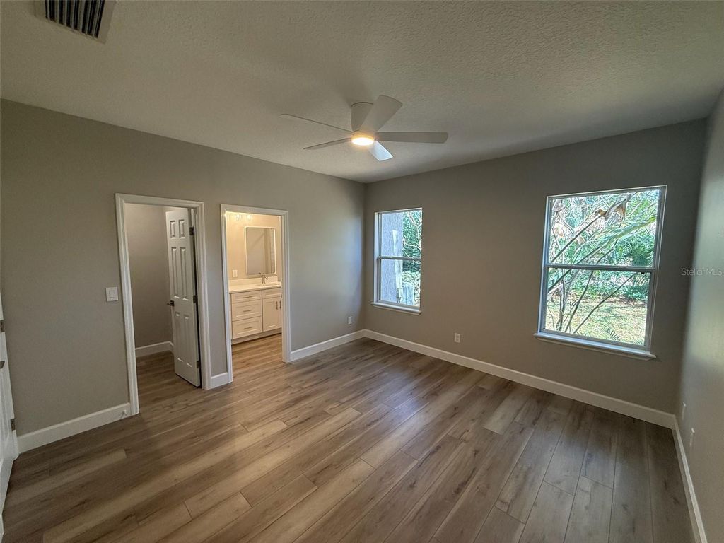 Image 14 of property listing at 1801 FORMOSA AVENUE, Orlando, FL 32804