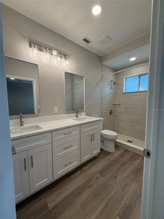 Image 17 of property listing at 1801 FORMOSA AVENUE, Orlando, FL 32804