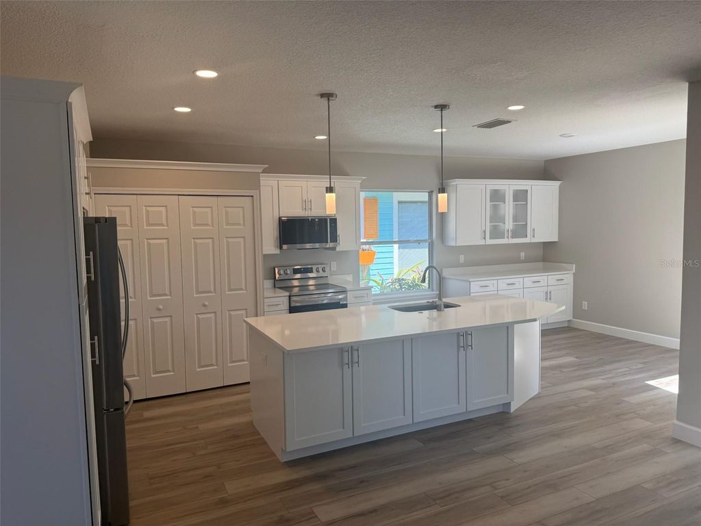 Image 3 of property listing at 1801 FORMOSA AVENUE, Orlando, FL 32804