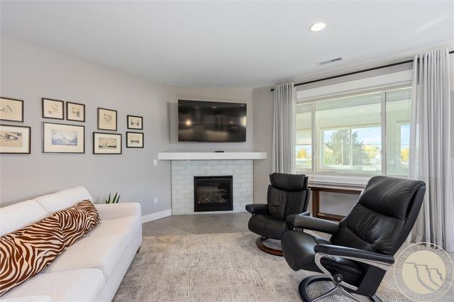 4984 Whisper Way 5, Billings, MT 59106