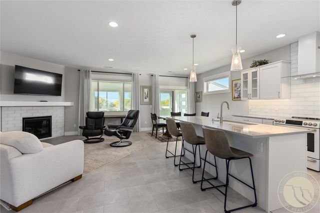 4984 Whisper Way 5, Billings, MT 59106