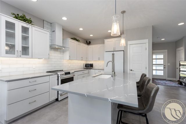 4984 Whisper Way 5, Billings, MT 59106