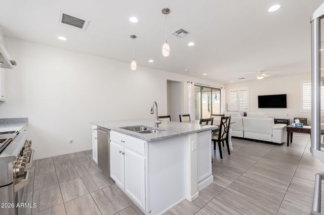 22536 N 100TH Avenue, Peoria, AZ 85383