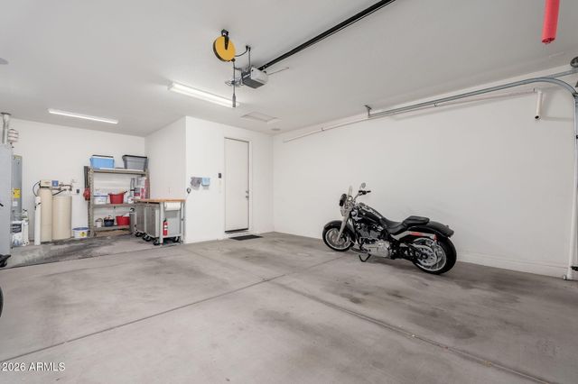 22536 N 100TH Avenue, Peoria, AZ 85383