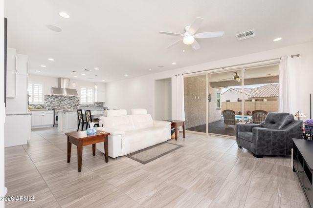 22536 N 100TH Avenue, Peoria, AZ 85383