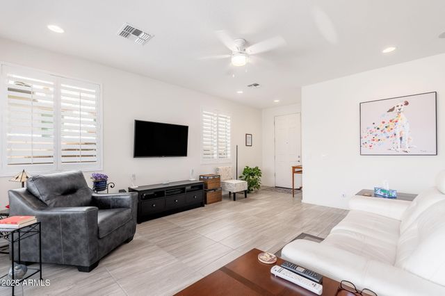 22536 N 100TH Avenue, Peoria, AZ 85383