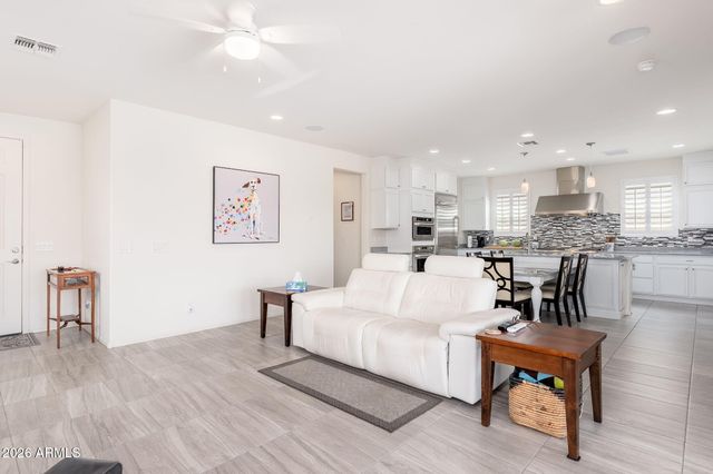 22536 N 100TH Avenue, Peoria, AZ 85383