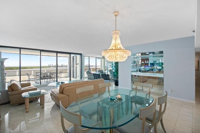 100 Lakeshore Drive 957, North Palm Beach, FL 33408