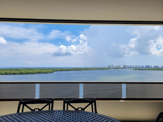 100 Lakeshore Drive 957, North Palm Beach, FL 33408