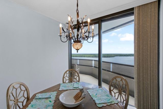 100 Lakeshore Drive 957, North Palm Beach, FL 33408