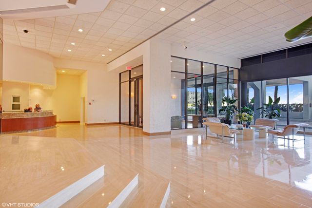 100 Lakeshore Drive 957, North Palm Beach, FL 33408