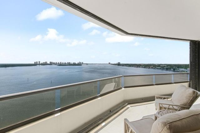 100 Lakeshore Drive 957, North Palm Beach, FL 33408