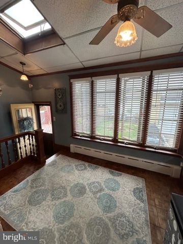 1804 HOFFNAGLE ST, Philadelphia, PA 19152