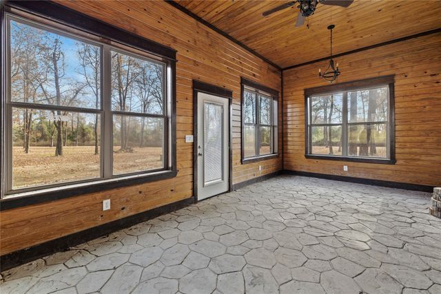 5796 HWY 271 Highway S, Pittsburg, TX 75686