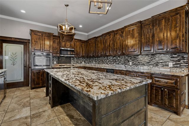 5796 HWY 271 Highway S, Pittsburg, TX 75686