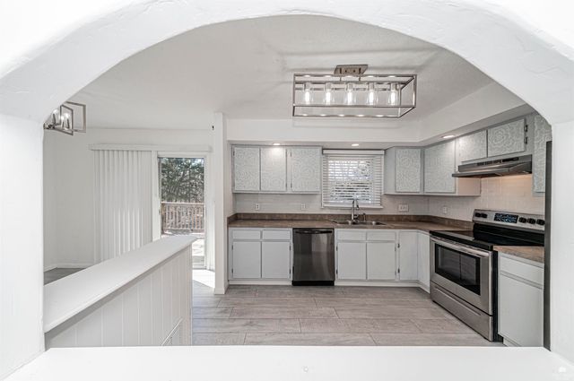 3409 Cedar Lane, Milford, KS 66514