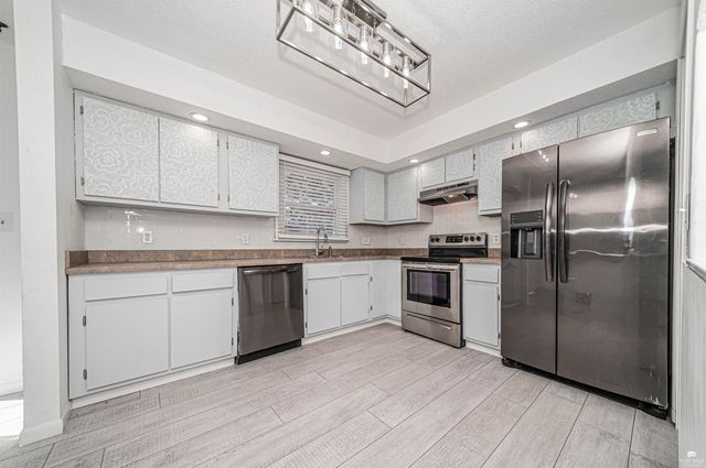 3409 Cedar Lane, Milford, KS 66514