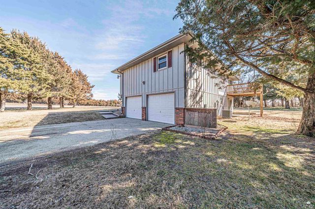 3409 Cedar Lane, Milford, KS 66514