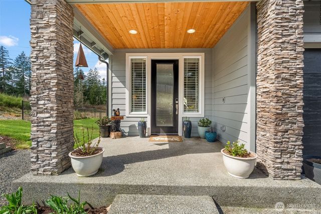 23240 46th Avenue E, Spanaway, WA 98387