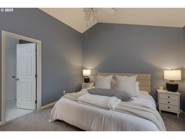 400 Sw 14TH Ct, Canby, OR 97013