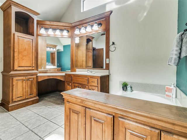 13204 Morning Mist, Choctaw, OK 73020