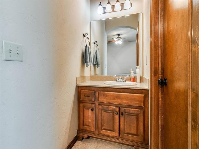 13204 Morning Mist, Choctaw, OK 73020