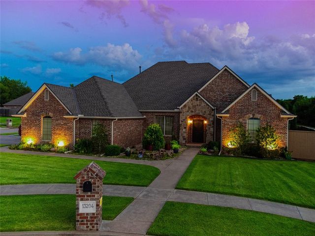 13204 Morning Mist, Choctaw, OK 73020