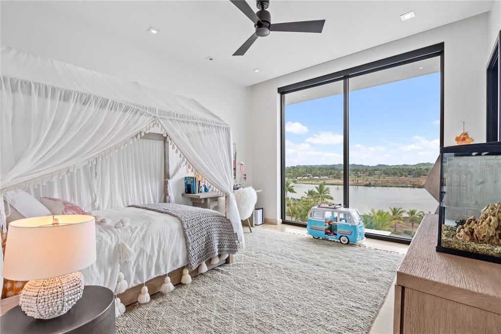 Image 11 of property listing at 200 BEACHFRONT RESIDENCES 4141, Dorado, PR 00646