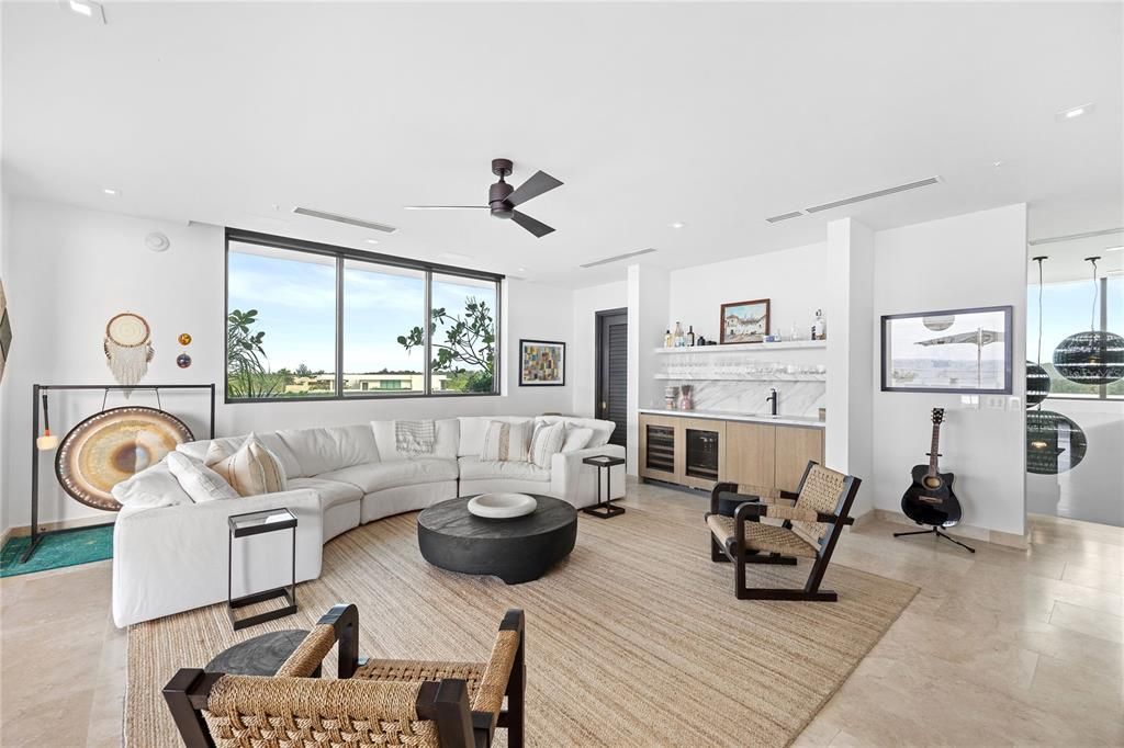 Image 15 of property listing at 200 BEACHFRONT RESIDENCES 4141, Dorado, PR 00646