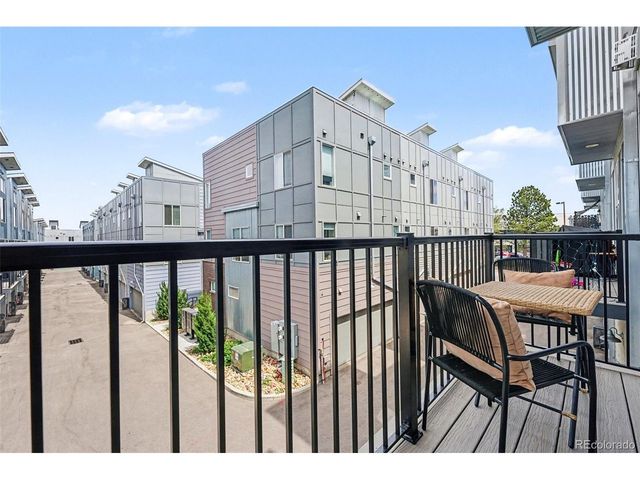 8711 E Hampden Ave 5, Denver, CO 80231