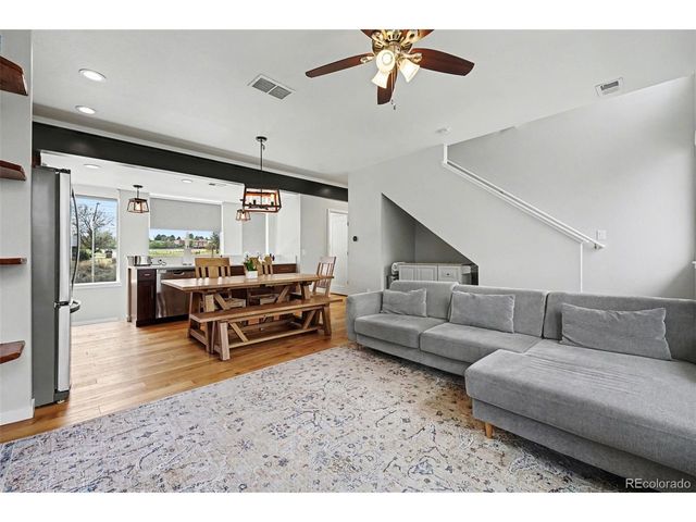 8711 E Hampden Ave 5, Denver, CO 80231