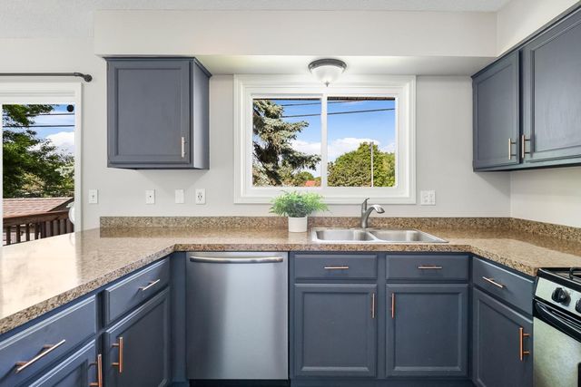 18005 Empire Trail, Farmington, MN 55024