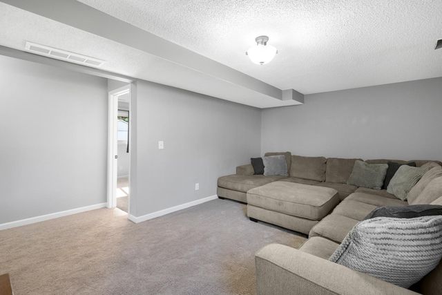 18005 Empire Trail, Farmington, MN 55024