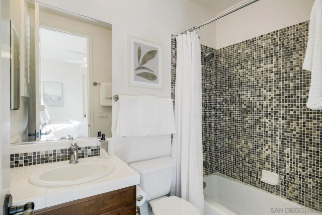 409 N Cedros Ave, Solana Beach, CA 92075