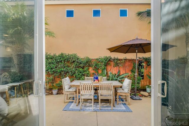 409 N Cedros Ave, Solana Beach, CA 92075