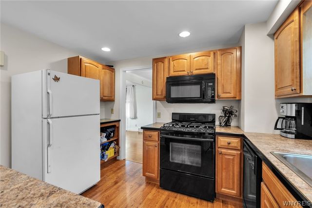 201 Lamont Drive, Amherst, NY 14226