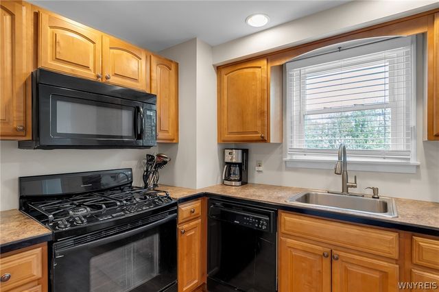 201 Lamont Drive, Amherst, NY 14226