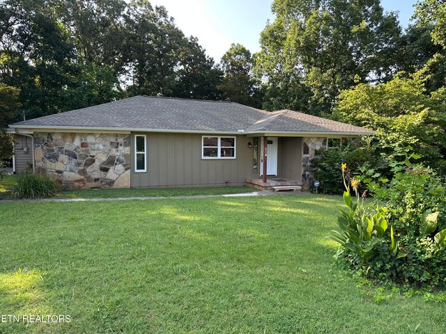 634 Crestview Court, Seymour, TN 37865
