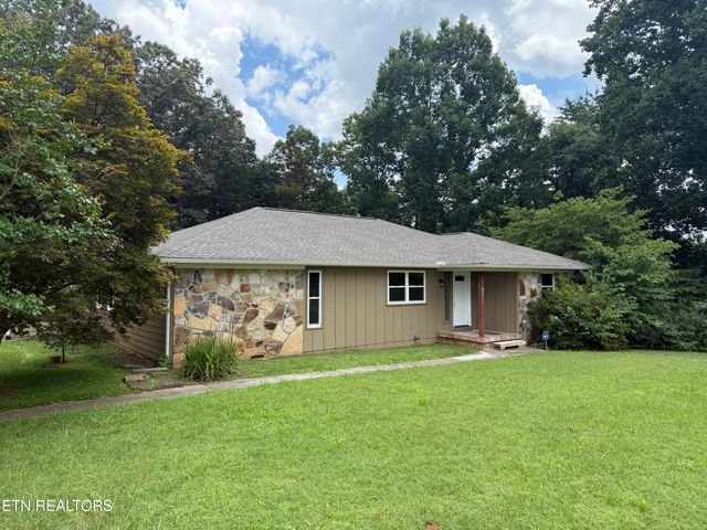 634 Crestview Court, Seymour, TN 37865